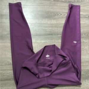 Alo High-Waisted Airlift Leggings